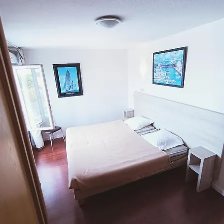 Superbe Avec Piscine Chauffee Et Parking Prive - La Cle Chaumoise Les Sables-dʼOlonne