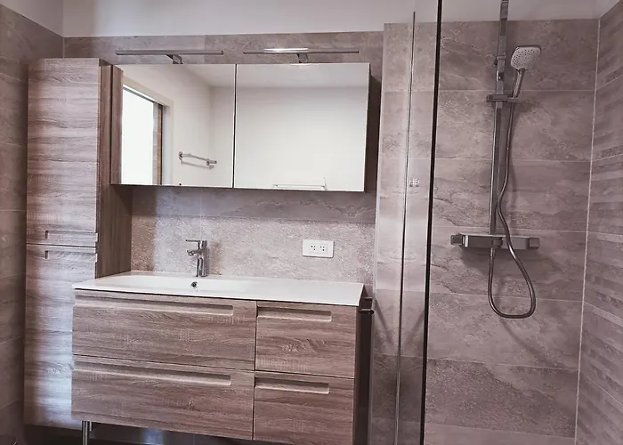 Superbe Avec Piscine Chauffée Et Parking Privé - La Clé Chaumoise Appartamento *